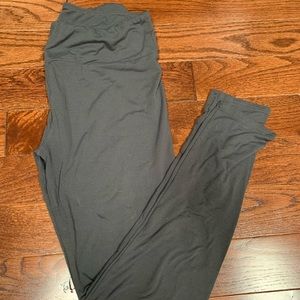 Grey leggings